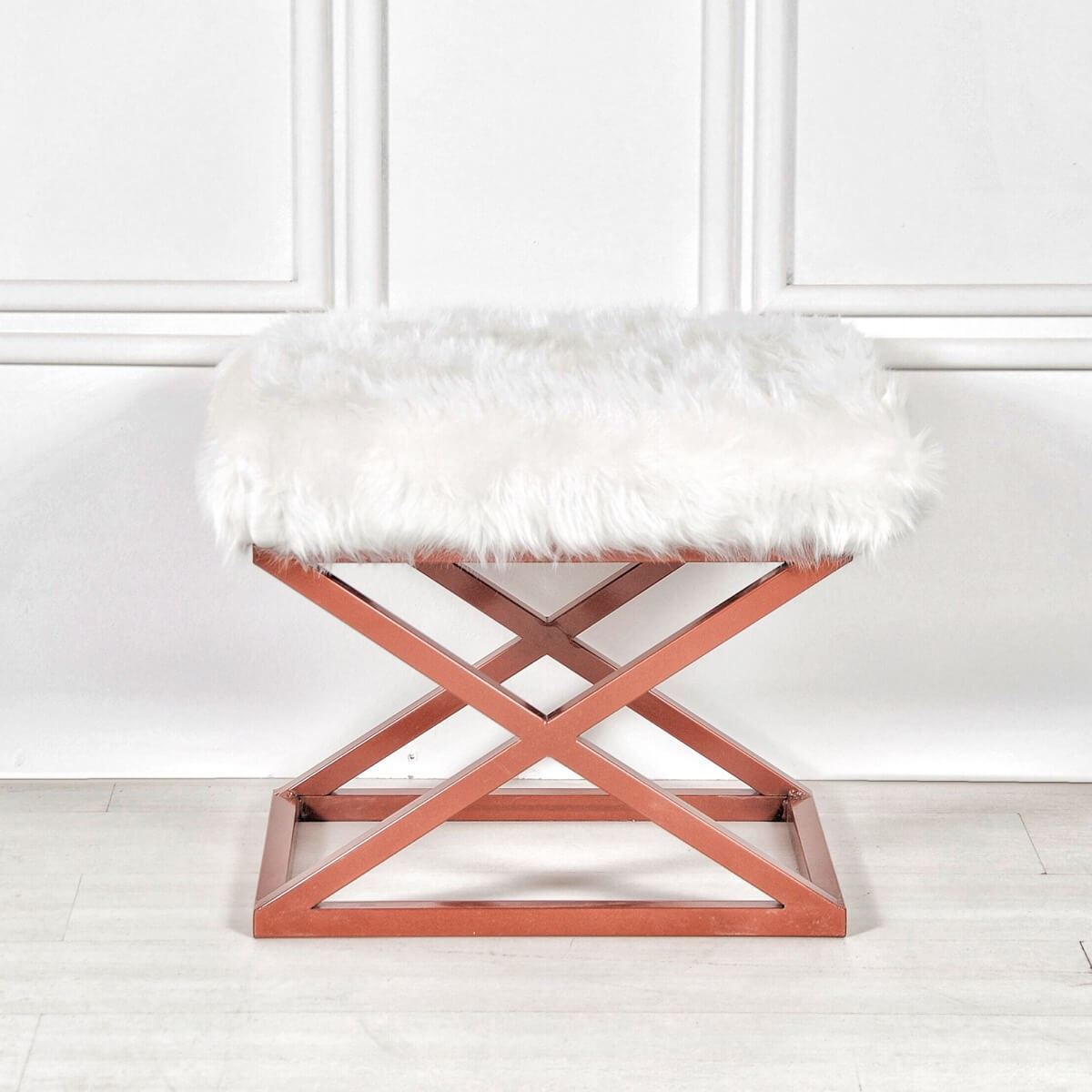 Tabouret style industriel Lemed Métal Cuivre et Tissu peluche Blanc