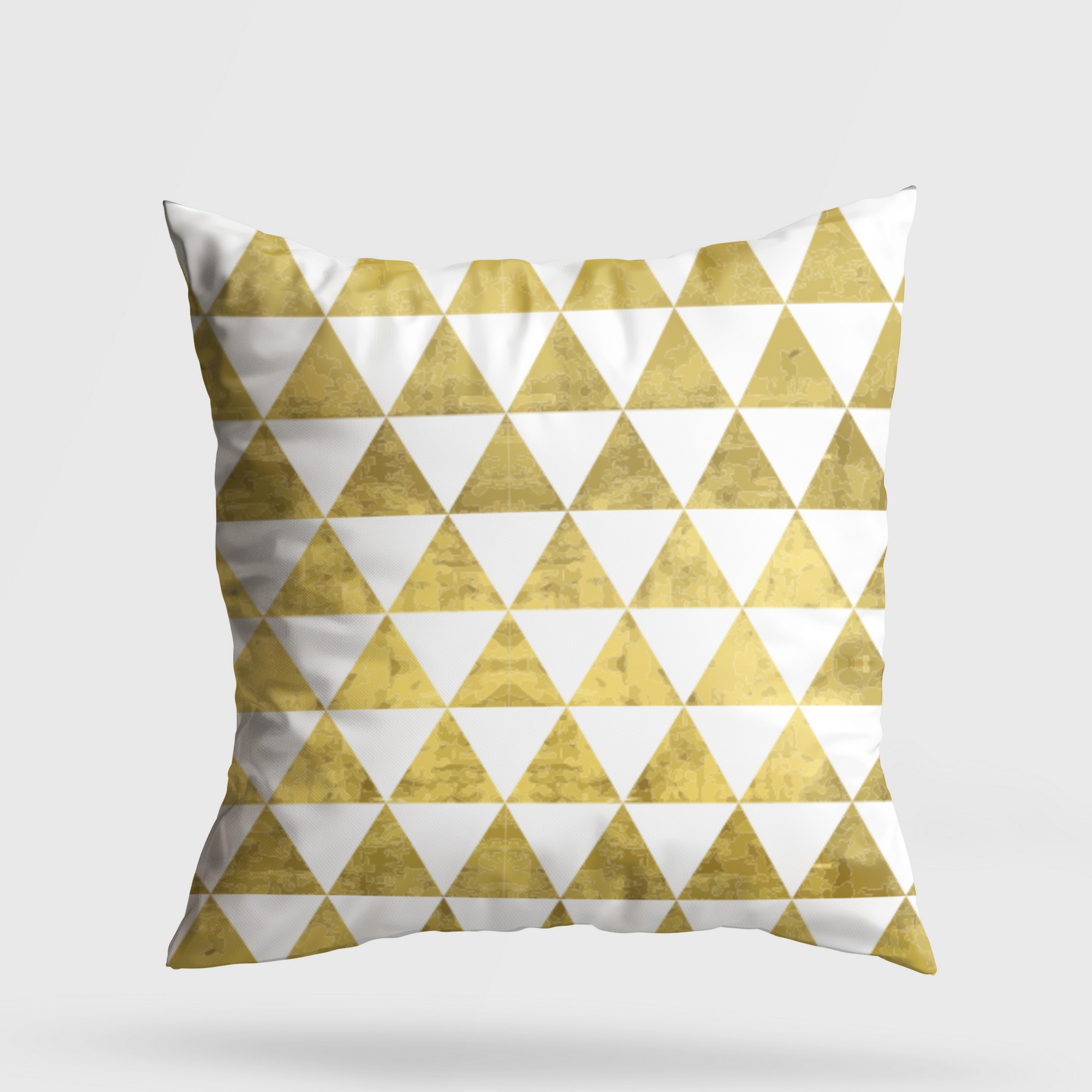 Coussin Ramiah 43x43cm Tissu Motif Triangles Or et Blanc