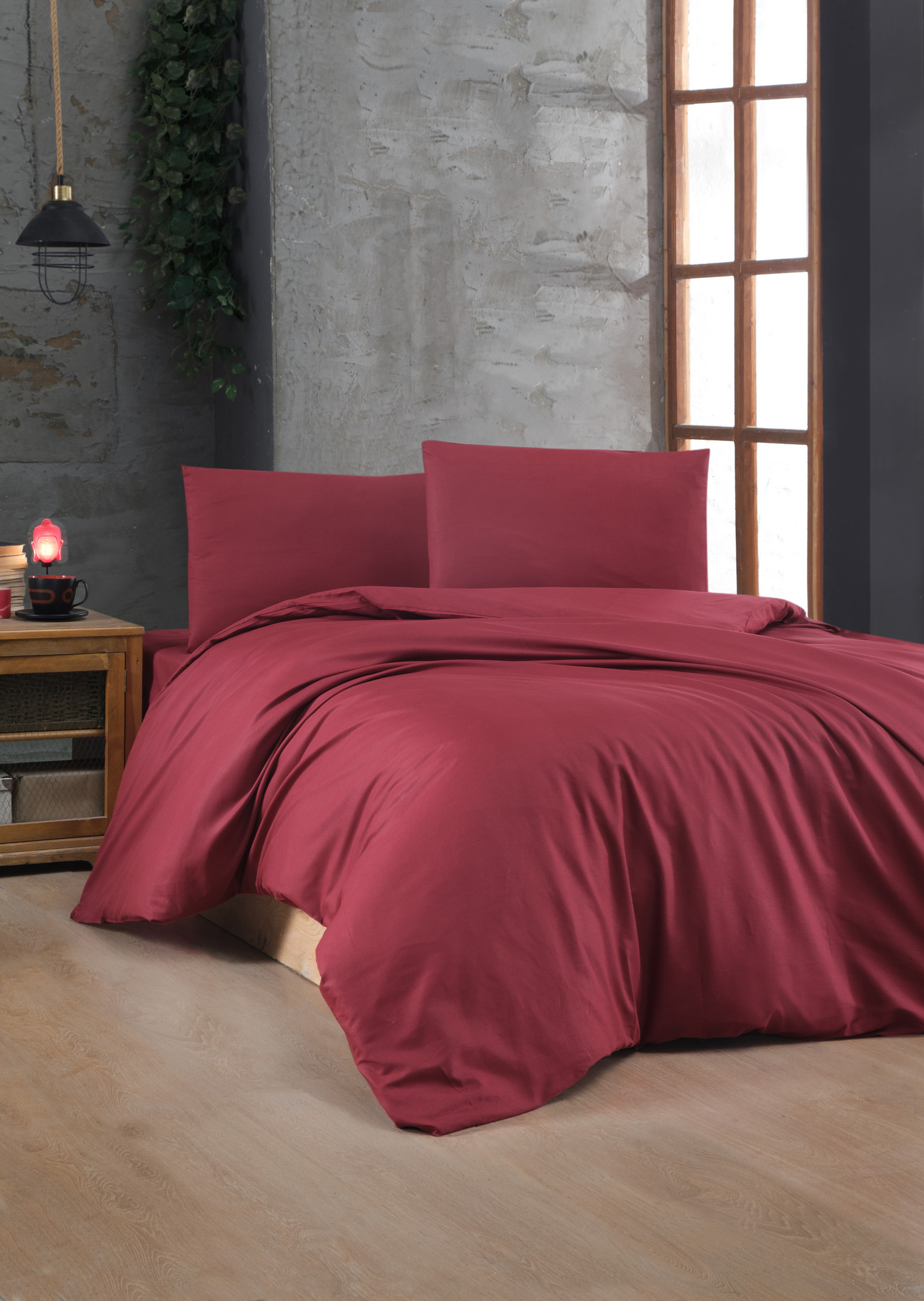 Set housse de couette 140x200cm et taie d'oreiller 60x60cm Lovina uni 100% Coton Bordeaux
