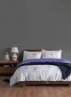 Set de housse de couette 240x220cm et 2 taies d'oreiller 60x60cm Meya 100% Coton Motif Feuilles et rayures Bleu et Blanc